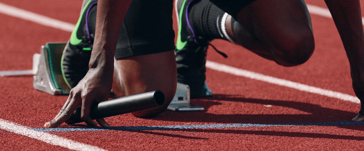 现代体育场馆与数字大屏展示实时比分